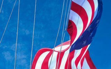 USS Boxer, USS Portland, USS John L. Canley Conduct Sailing in Formation