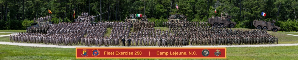FLEETEX 250 | Group Photo