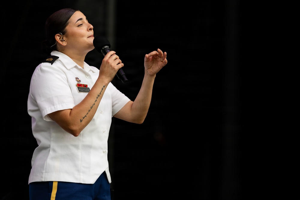 The U.S. Army Blues perform at the Great American State Fair
