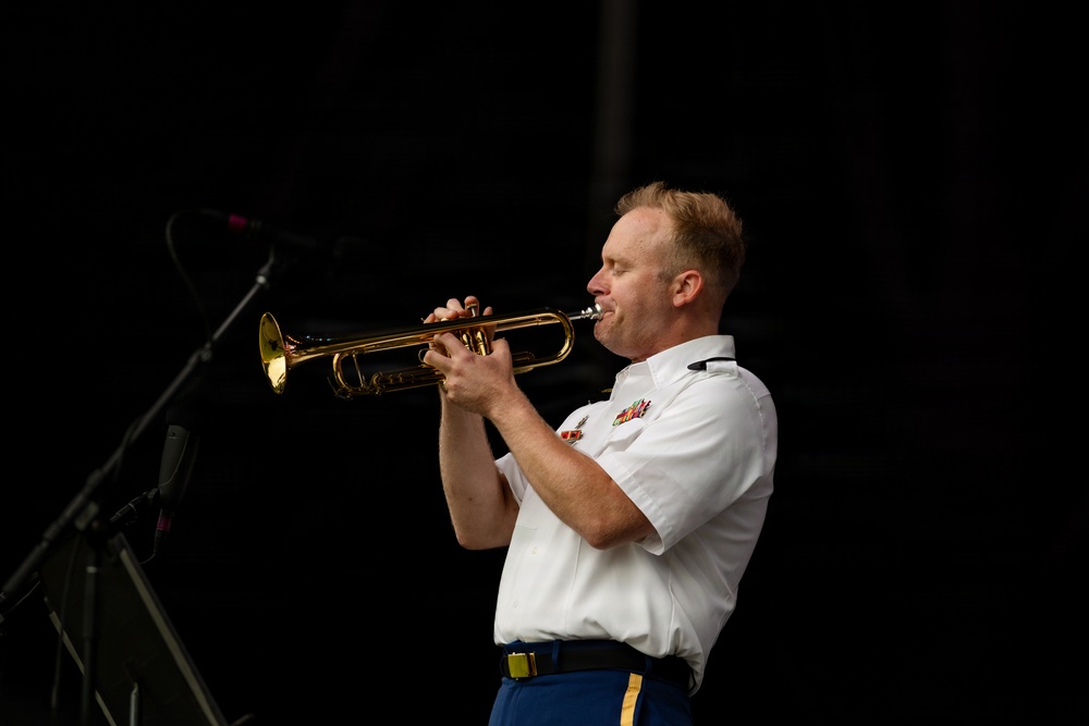 The U.S. Army Blues perform at the Great American State Fair