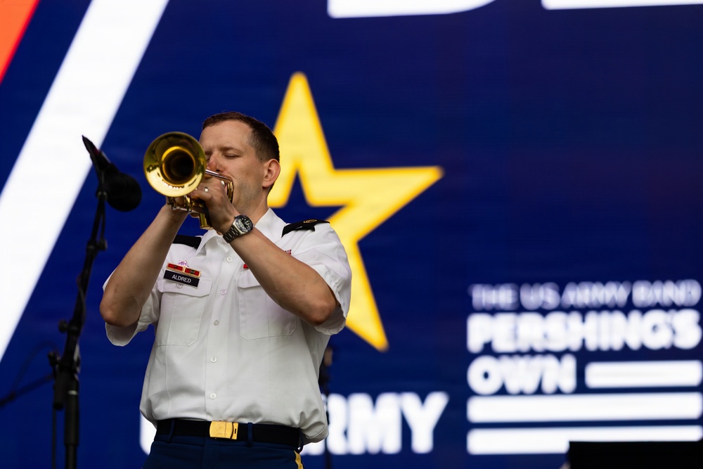 The U.S. Army Blues perform at the Great American State Fair