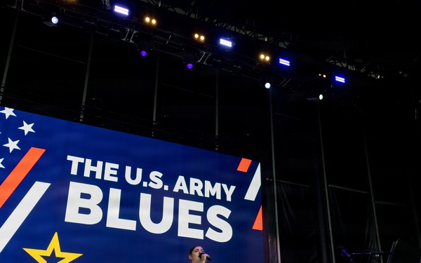 The U.S. Army Blues perform at the Great American State Fair