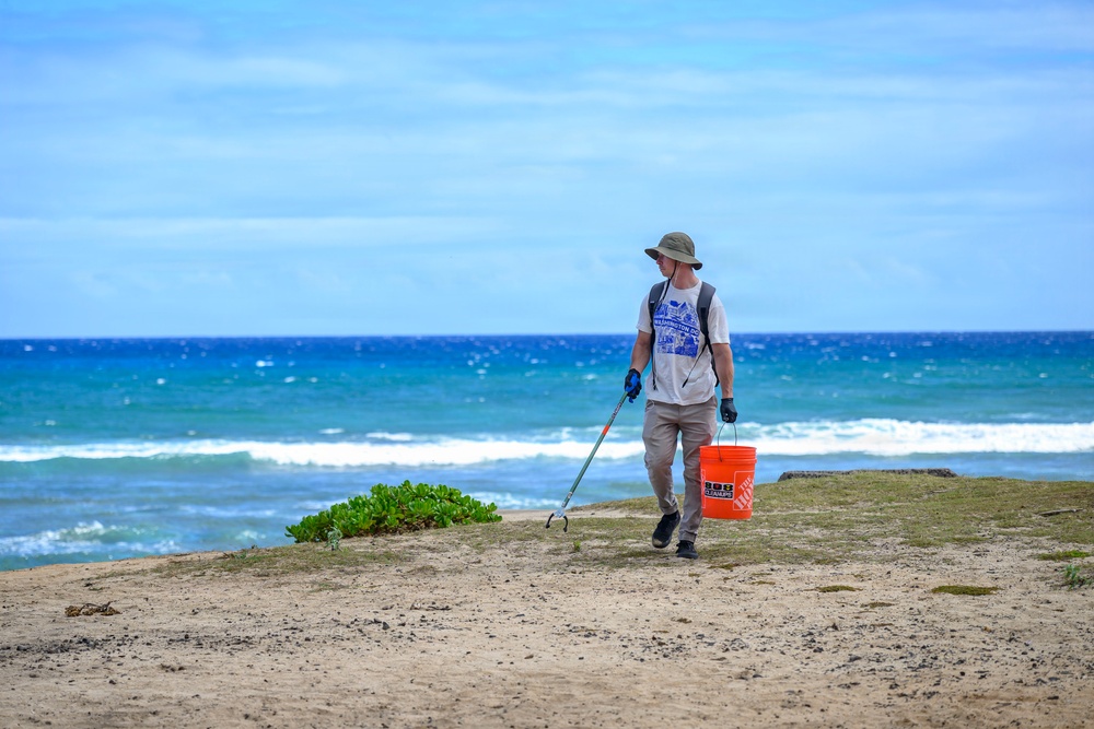 Beach cleanup during RIMPAC 26