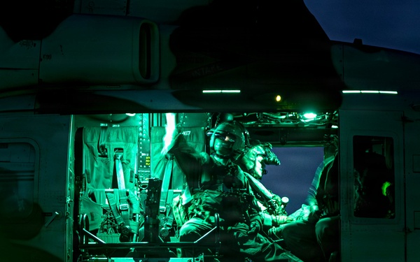 USS Kearsarge Conducts Flight Operations