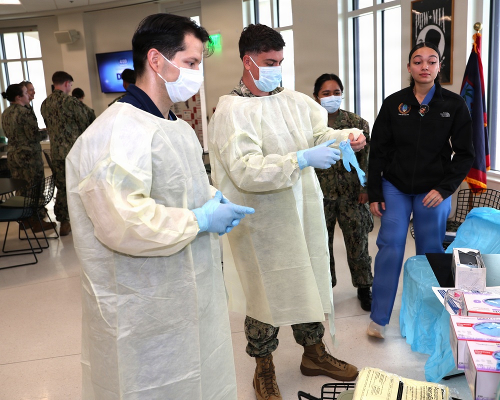 Navy nurses, corpsmen hone readiness at USNH Guam Skills Fair