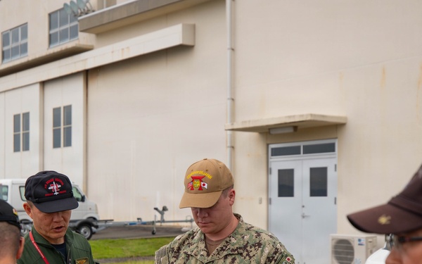 U.S. Navy conducts bilateral casualty evacuation exercise in support of Valiant Shield