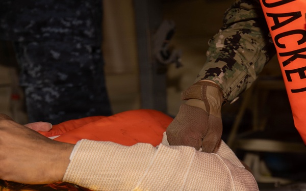 U.S. Navy conducts bilateral casualty evacuation exercise in support of Valiant Shield