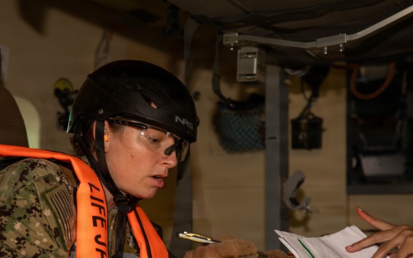 U.S. Navy conducts bilateral casualty evacuation exercise in support of Valiant Shield