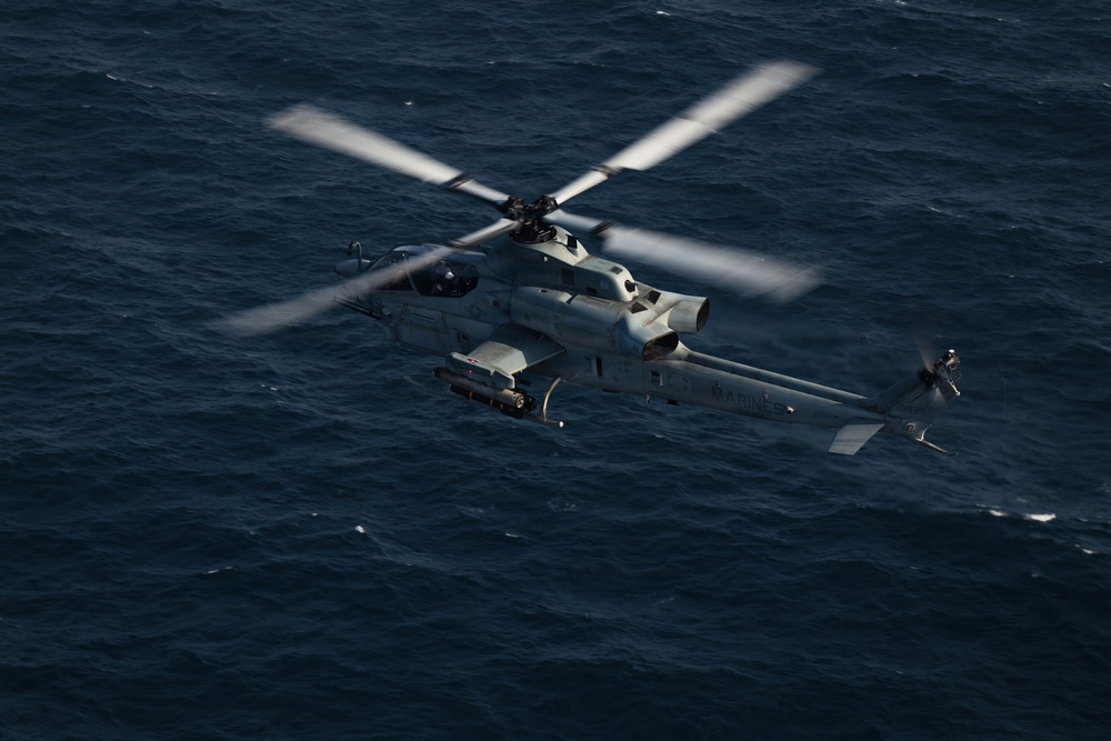 31st MEU | USS New Orleans flight operations