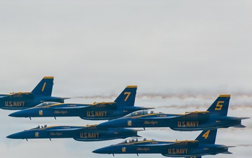 Flight Demonstrations during SAIL 250 Maryland &amp; Airshow Baltimore
