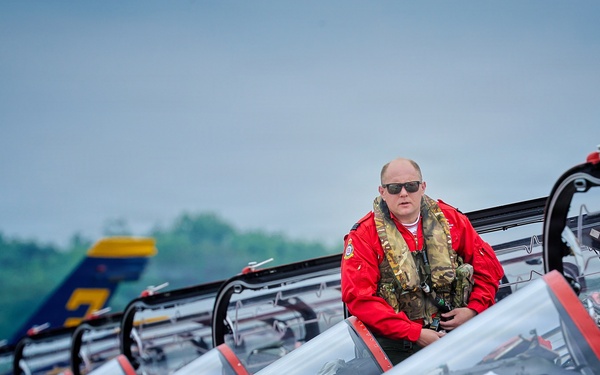 Blue Angels, Red Arrows and F-16 Viper Demo Team prepare for SAIL250 Maryland