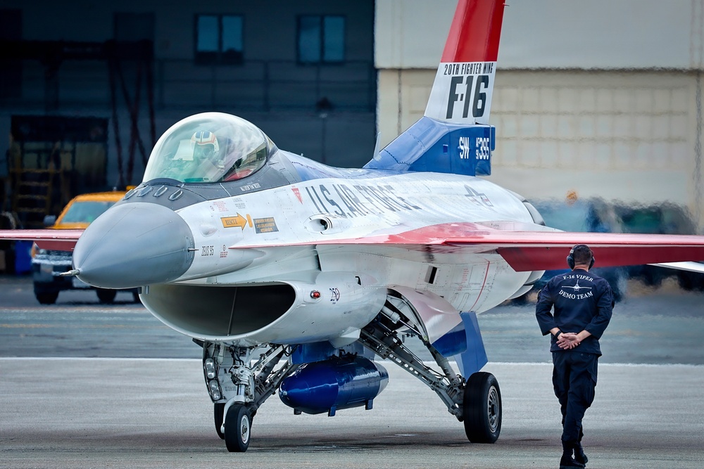 Blue Angels, Red Arrows and F-16 Viper Demo Team prepare for SAIL250 Maryland