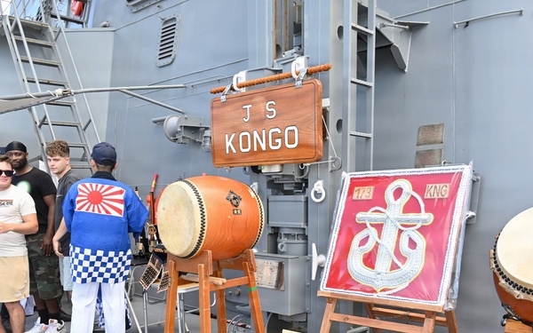 JS Kongo participate in open ship day