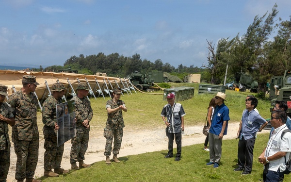 Freedom Banner 26: Local media and Japan Ground Self-Defense Force service members tour humanitarian assistance and disaster relief displays