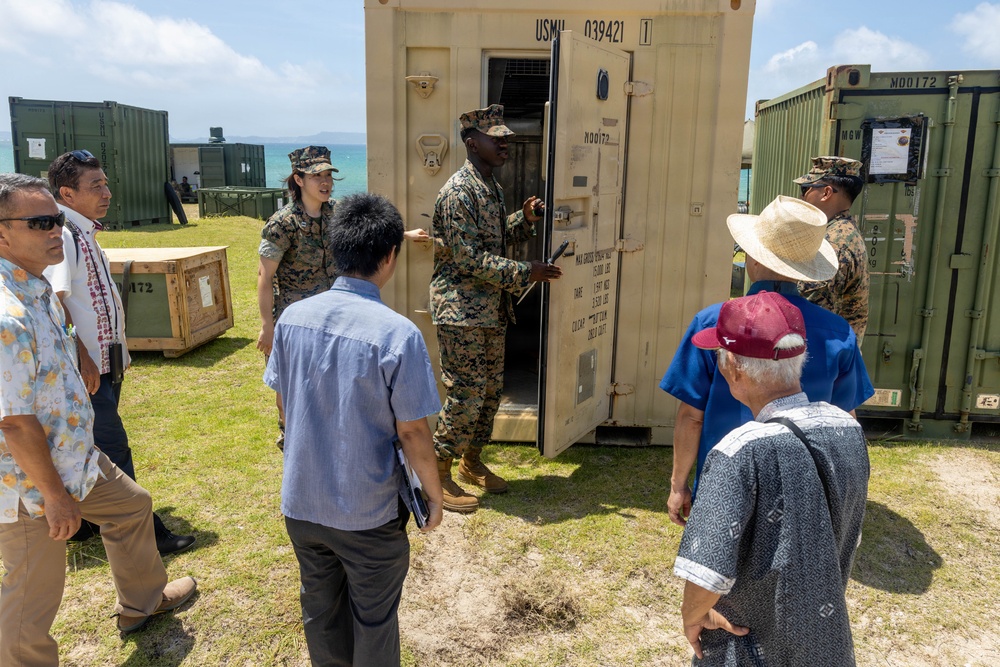 Freedom Banner 26: Local media and Japan Ground Self-Defense Force service members tour humanitarian assistance and disaster relief displays