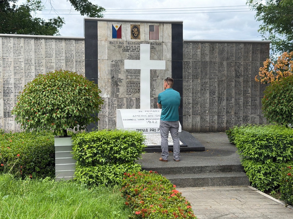 MRF-D Marines visit historical sites in Philippines