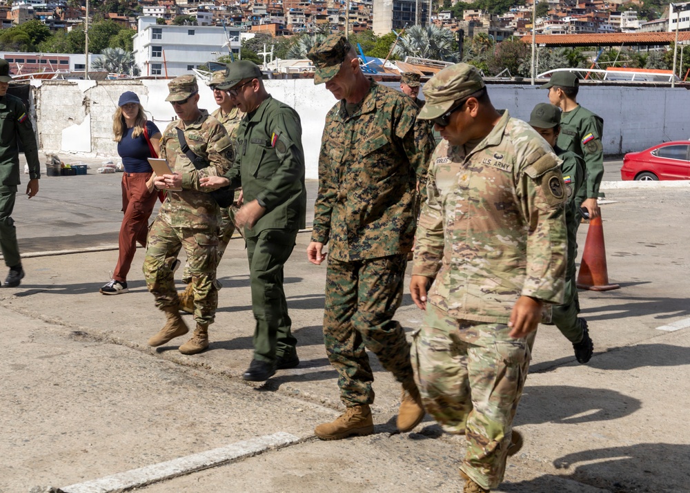 Maj. Gen. Jarrard visits La Guaira Port