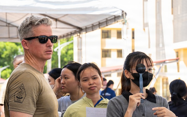 Pacific Partnership 2026 Conduct Community Health Engagements in Quang Tri, Vietnam