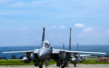 F-15EX, F-15E aircraft return to Kadena for training and familiarization