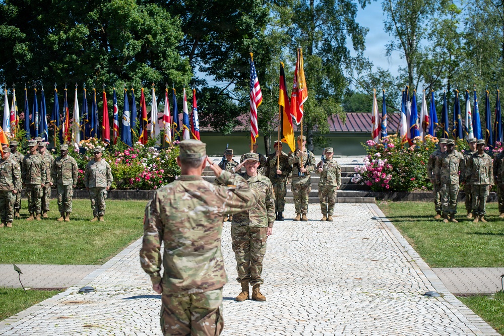 52d Strategic Signal Battalion Chang of Command Ceremony