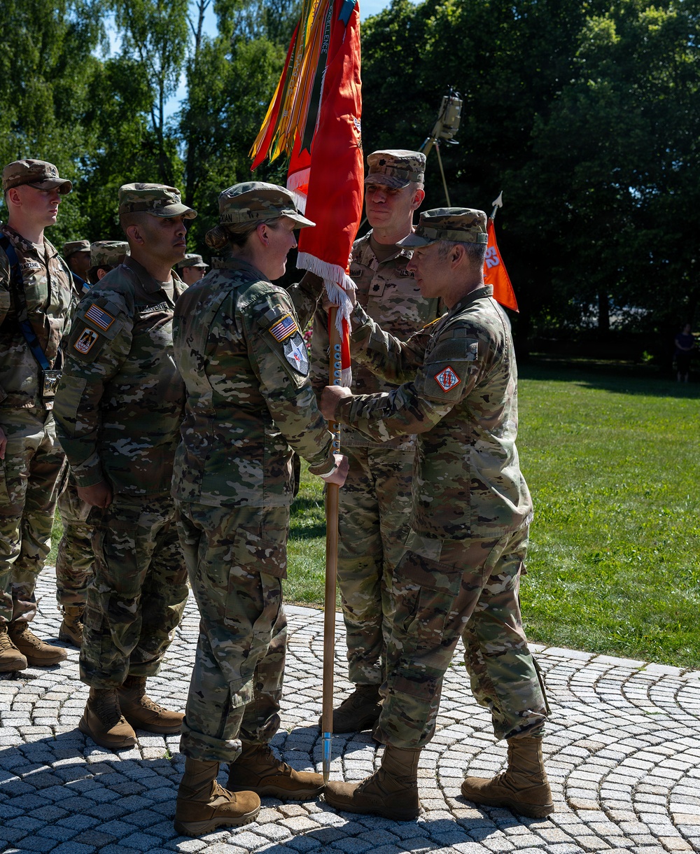52d Strategic Signal Battalion Chang of Command Ceremony