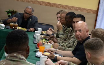 Senior advisor to SECWAR visits KFOR Regional Command East Soldiers