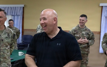 Senior advisor to SECWAR visits KFOR Regional Command East Soldiers