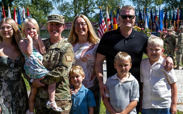 52d Strategic Signal Battalion Chang of Command Ceremony Family Portrait