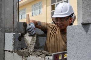 AFN Sasebo High Noon: Prime Minister of Fiji Visits NMCB-1 Seabees at Nabua Schoolhouse Project