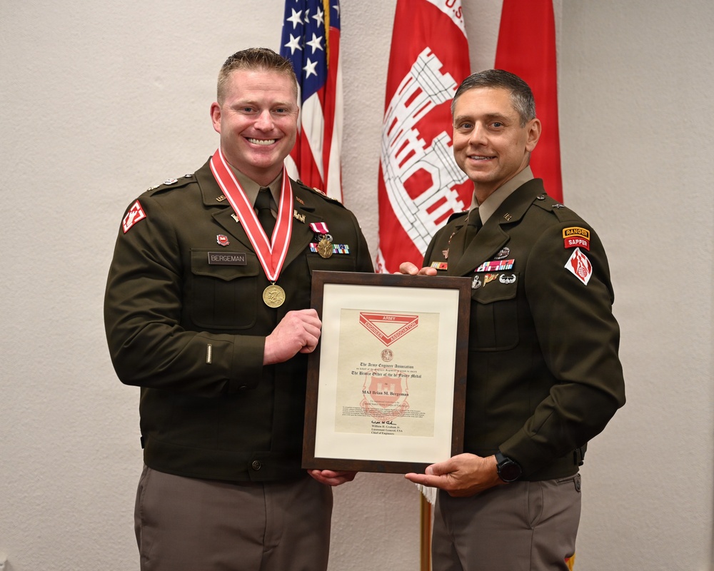 Maj. Brian Bergeman Receives Bronze de Fleury Medal
