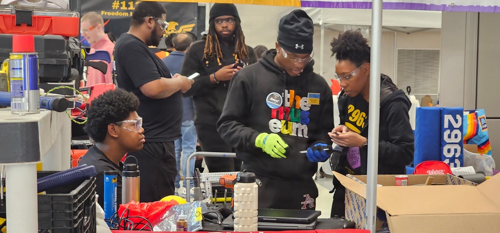 PAE SSP STEM Volunteer Supports Anacostia High School Robotics Team