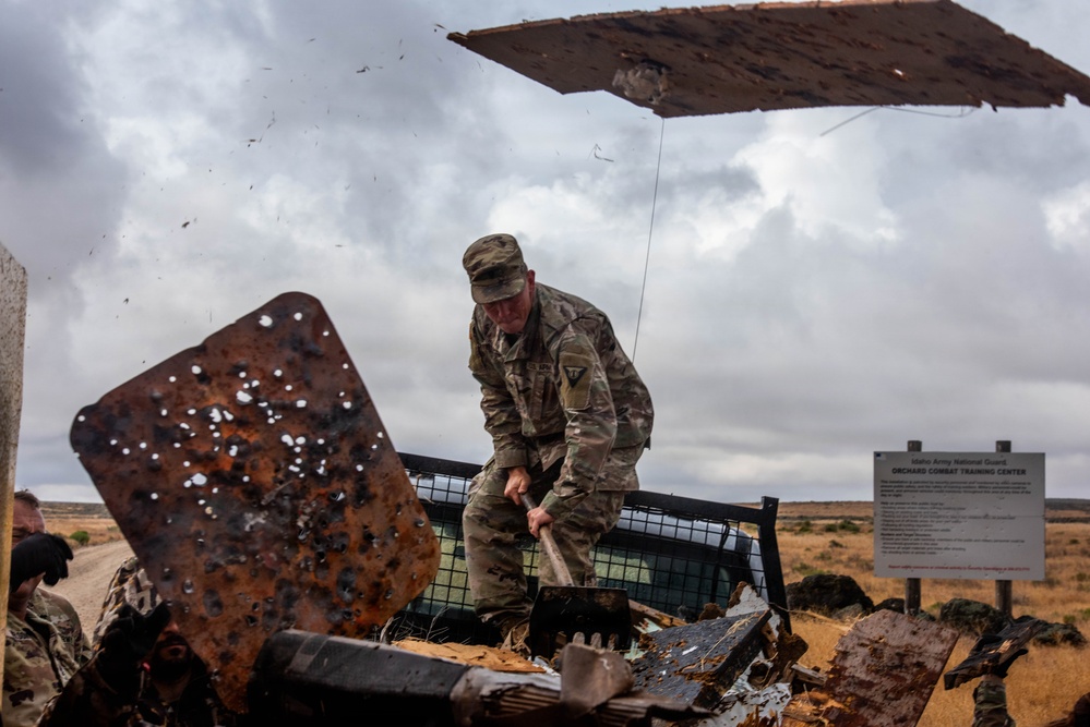 Guardsmen, Volunteers Clean Up Birds of Prey National Conservation Area
