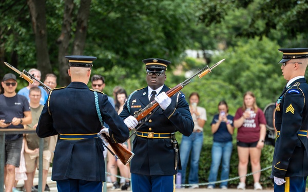 Chaplain Corps Spouses Honored During Wreath-Laying Ceremony