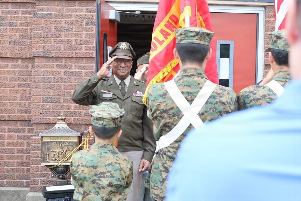 RETIRED ILLINOIS ARMY NATIONAL GUARD OFFICER BRINGS TOGETHER COMMUNITY TO PRESERVE MILITARY HISTORY, STRENGTHEN SUPPORT FOR VETERANS