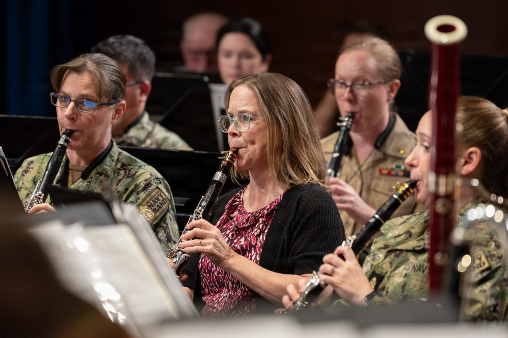 US Navy Band Hosts Alumni Day