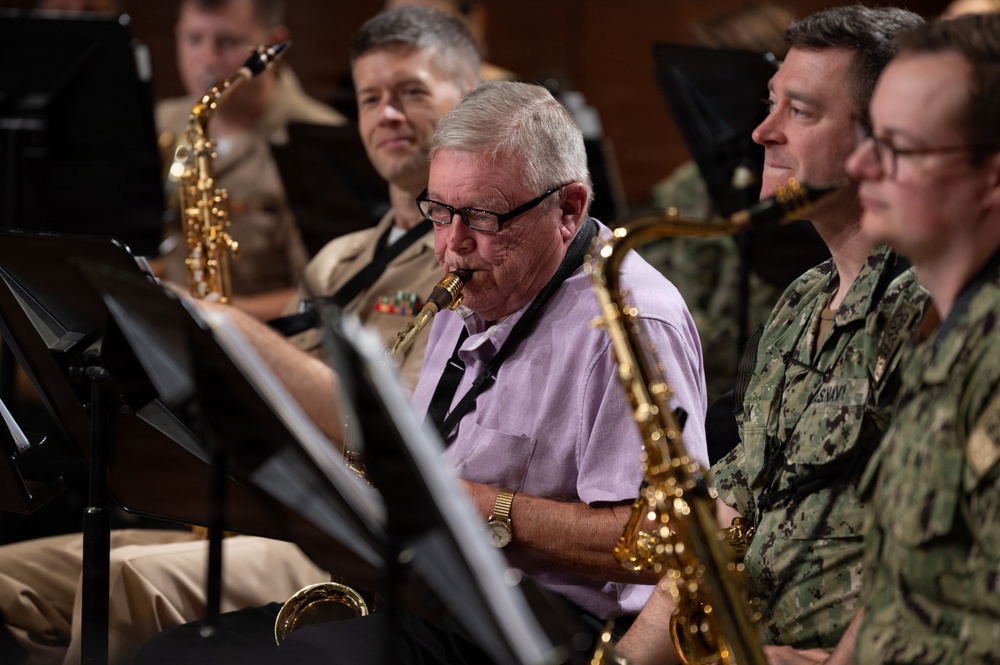 US Navy Band Hosts Alumni Day