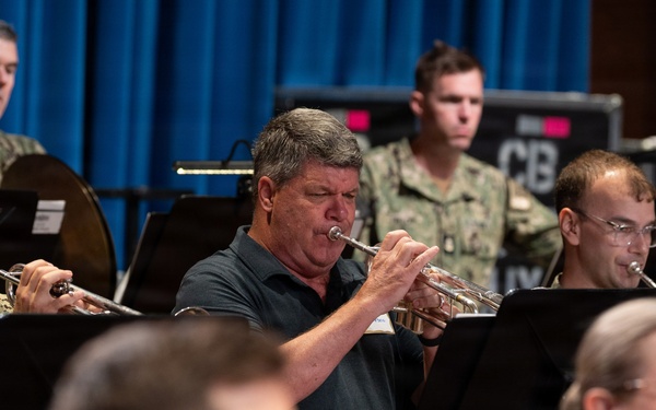 US Navy Band Hosts Alumni Day