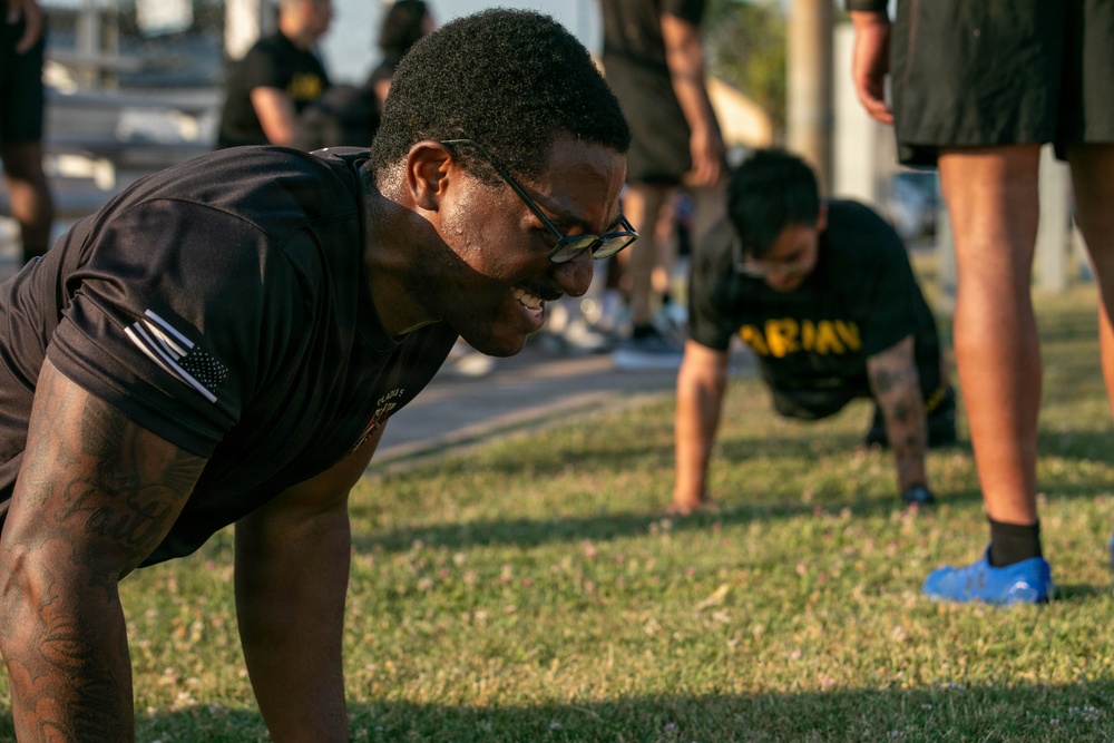 207th Military Intelligence Brigade (Theater) conducts historical World War II Army Ground Forces physical fitness test