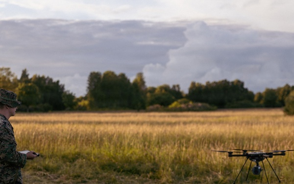 U.S. Force Recon Marines sharpen amphibious raid skills in Estonia