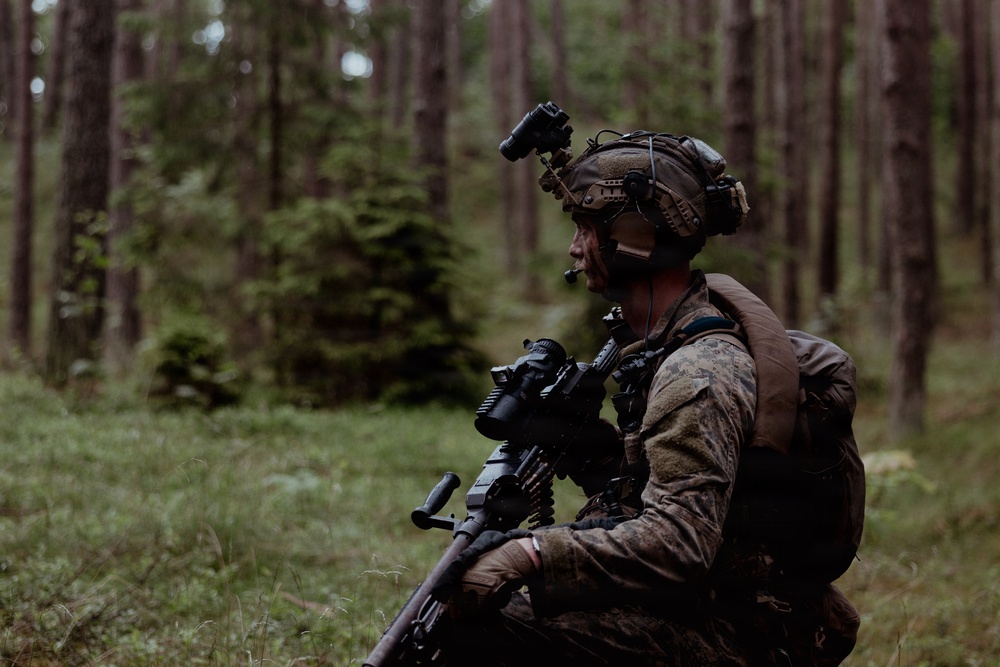 U.S. Force Recon Marines sharpen amphibious raid skills in Estonia
