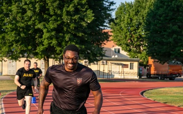 207th Military Intelligence Brigade (Theater) conducts historical World War II Army Ground Forces physical fitness test