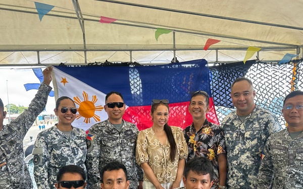PCG opens BRP Gabriela Silang to Filipino community, uniformed personnel, and retirees in Hawaii during RIMPAC 2026