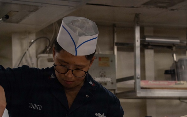 Sailors, Marines Prepare Food Aboard USS Boxer