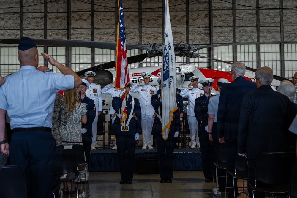 Coast Guard Air Station Kodiak holds change of command ceremony