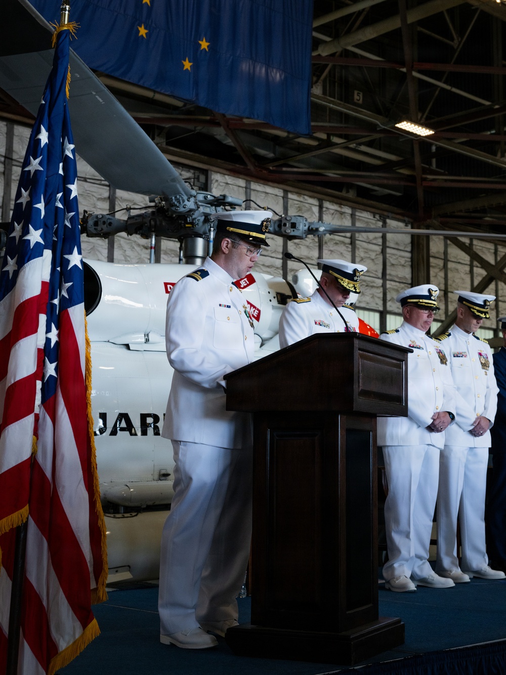 Coast Guard Air Station Kodiak holds change of command ceremony