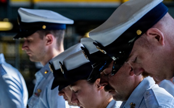 Coast Guard Air Station Kodiak holds change of command ceremony