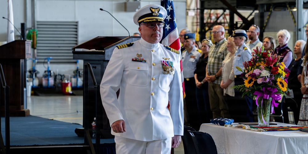 Coast Guard Air Station Kodiak holds change of command ceremony