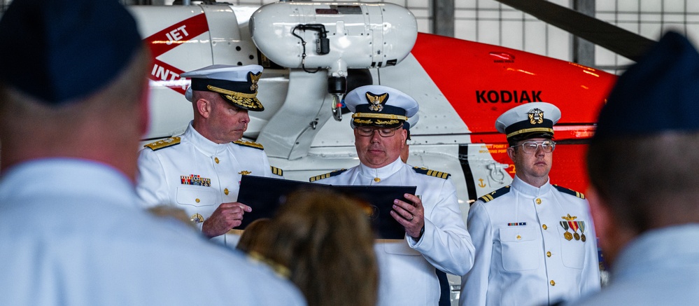 Coast Guard Air Station Kodiak holds change of command ceremony