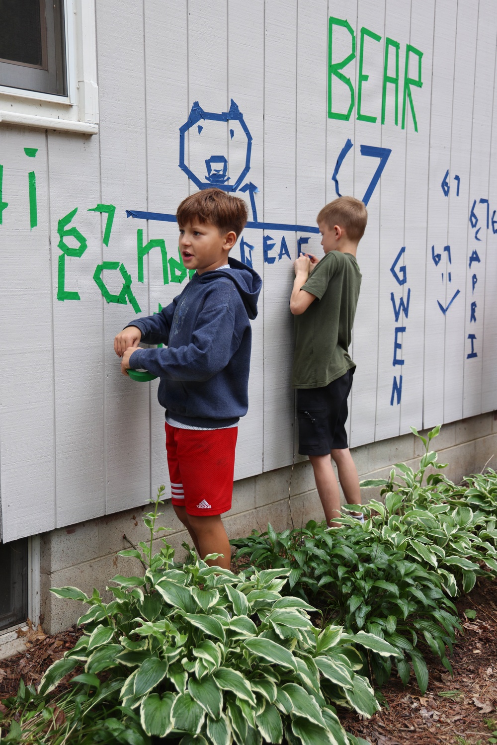Badger Youth Camp builds bonds among children of Wisconsin Guardsmen
