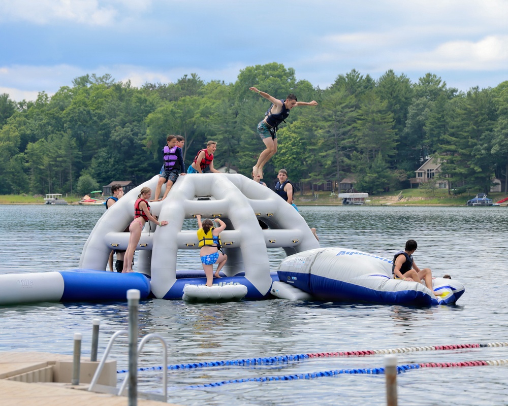 Badger Youth Camp builds bonds among children of Wisconsin Guardsmen
